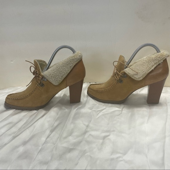 Heeled boot leather upper - Picture 9 of 10